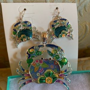 Crab Pendanr Slide and earrings